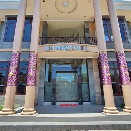 Grand Puri Hotel